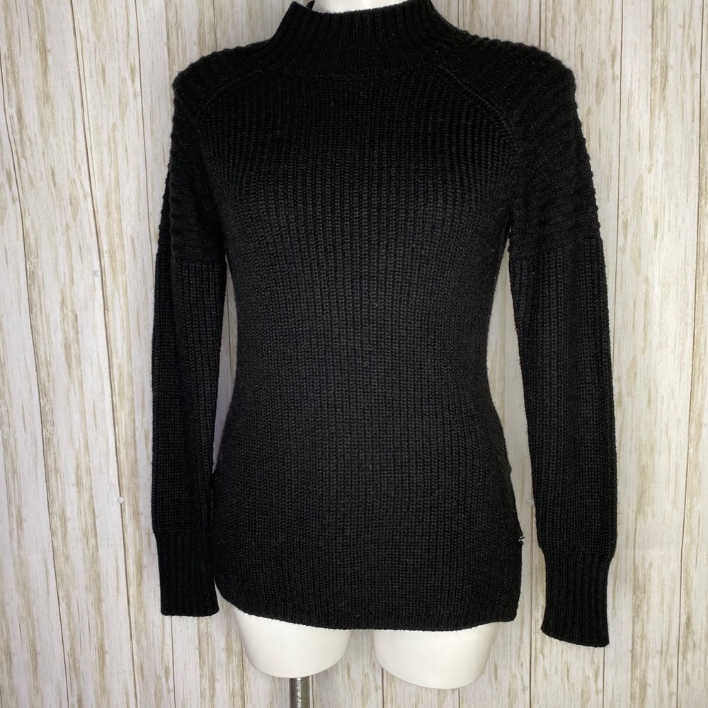 🍋 Venus distressed black mock neck knit sweater